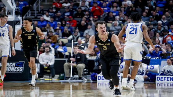 Meet March Madness’ first star, Jack Gohlke, who thrives shooting only 3-pointers – MASHAHER