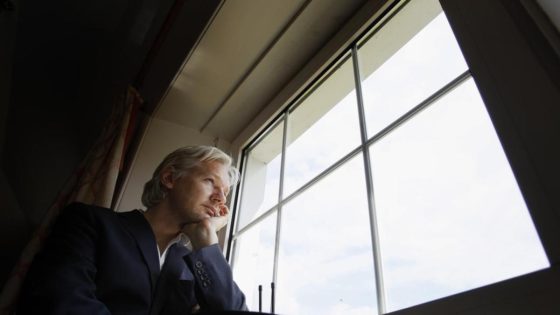 Assange wins temporary reprieve from extradition to US – MASHAHER