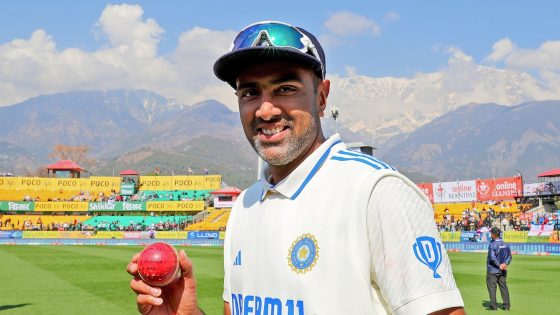 “Keep Harassing…”: Ravi Shastri Tells R Ashwin But Anil Kumble ‘Perplexed’ – MASHAHER