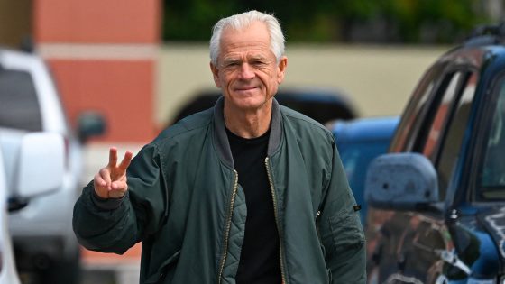 Former Trump adviser Peter Navarro reports to prison after Supreme Court denies stay of sentence – MASHAHER