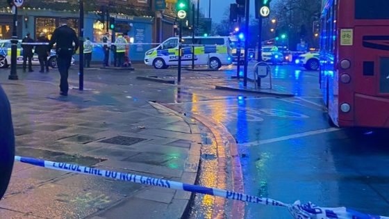 Clapham: Moped rider dropped shotgun that fired and injured two people during police chase | UK News – MASHAHER