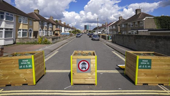 Low Traffic Neighbourhoods: Councils will have to consider local support before schemes | UK News – MASHAHER