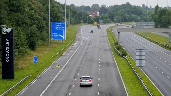 Middle lane hogging targeted by national campaign | UK News – MASHAHER