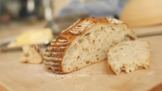 Experts share tips on foods and dips to pair with sourdough bread – MASHAHER