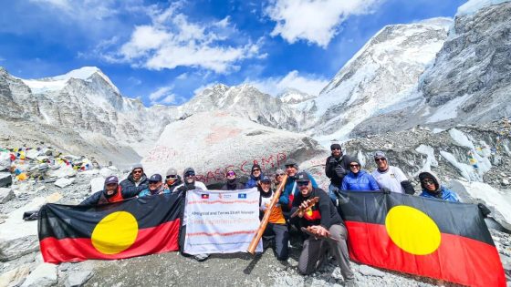 These Blak Trekkers hit Everest base. They played a didgeridoo to celebrate – MASHAHER