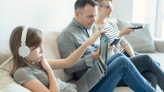 Screen time: Our family is always glued to separate devices. How can we connect again? – MASHAHER