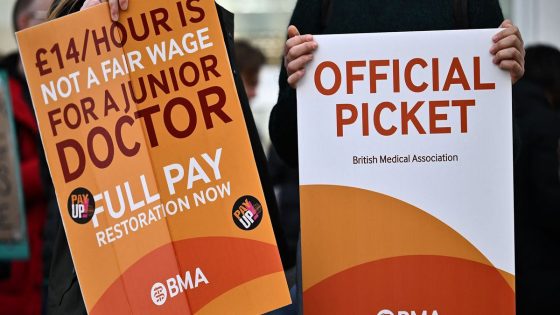 Junior doctors vote overwhelmingly to continue strike action for SIX MONTHS amid long-running dispute over pay – MASHAHER