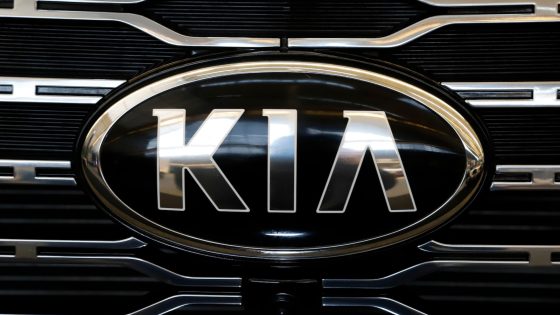 Kia recalls over 427,000 Telluride SUVs because they might roll away while parked – MASHAHER