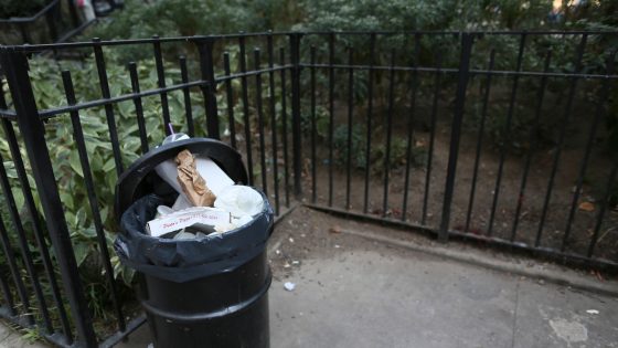 NYC businesses now required to put trash in garbage bins – MASHAHER