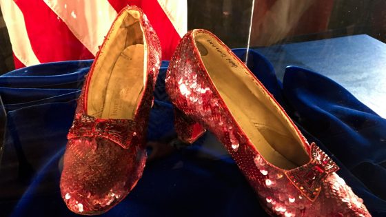 A second man is charged in connection with 2005 theft of ruby slippers worn in ‘The Wizard of Oz’ – MASHAHER