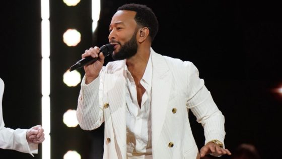 John Legend Just Revealed That Two Of His Former Team Members On The Voice Tied The Knot, And There Are Sweet Photos – MASHAHER