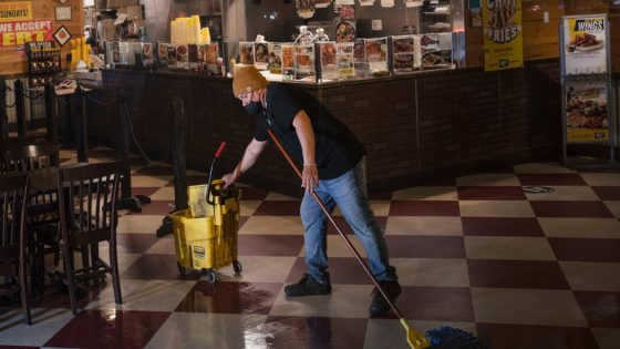 California’s Fast-Food Workers Just Got a Pay Bump – MASHAHER