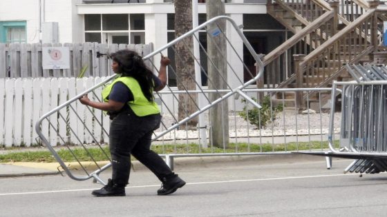 A Georgia beach aims to disrupt Black students’ spring bash after big crowds brought chaos in 2023 – MASHAHER