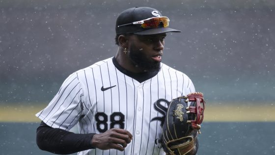 White Sox outfielder Luis Robert Jr. expected to miss six to eight weeks with injury – MASHAHER