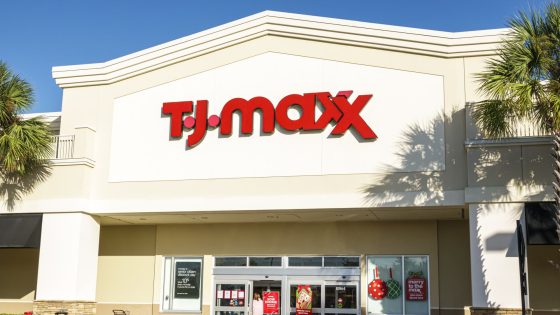 Off-price retail keeps taking market share. Why is TJX’s stock stuck? – MASHAHER