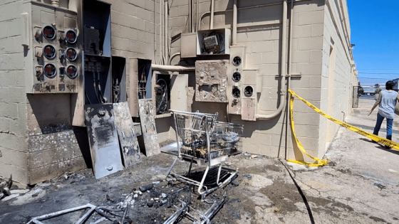 Fire leaves Las Vegas strip mall powerless, businesses blame homeless, mall management – MASHAHER