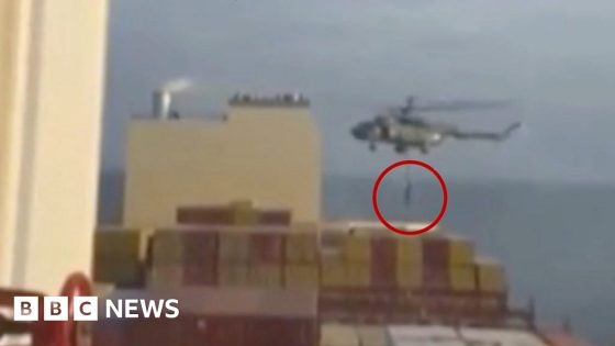 Video said to show Iranian troops boarding MSC Aries in the Straight of Hormuz. – MASHAHER