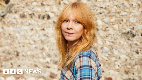 Lucy Rose couldn't lift her baby – doctors told her to get over it – MASHAHER