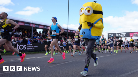 Minions and camels hit the streets for marathon – MASHAHER