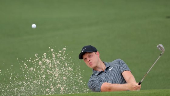 Tiger Woods implodes, Australians Cameron Davis and Cam Smith in hunt, updates at Augusta – MASHAHER