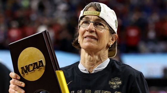 Tara VanDerveer’s impact extends far beyond Stanford, Pac-12 – MASHAHER