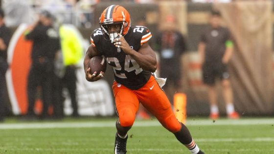 Source – Browns, Nick Chubb rework deal to keep RB in Cleveland – MASHAHER