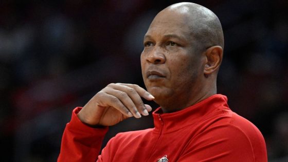 Ex-Louisville coach Kenny Payne rejoins John Calipari at Arkansas – MASHAHER