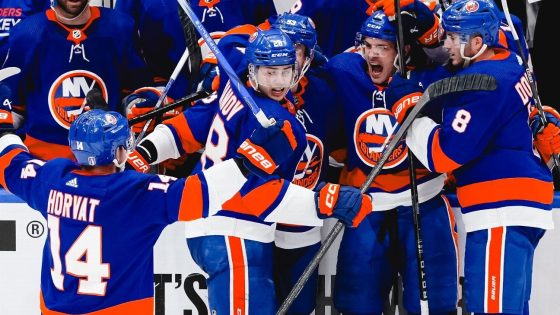 Islanders fight off elimination, top Hurricanes in overtime – MASHAHER