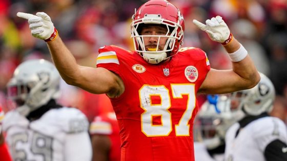 Source – Chiefs sign Travis Kelce to 2-year, $34.25M contract – MASHAHER