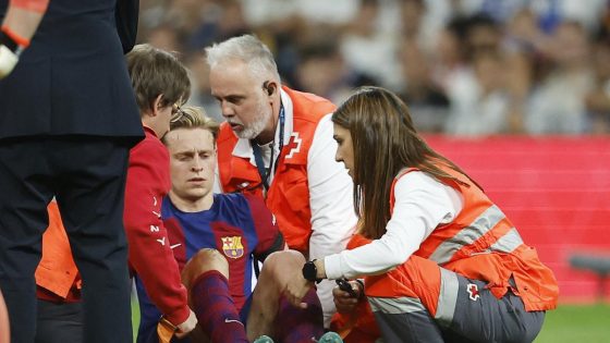 Barcelonaâs De Jong to miss end of season with ankle sprain – reports – MASHAHER