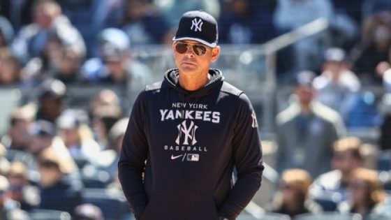 Yankees’ Aaron Boone reacts to ejection that was caused by fan: ‘It’s embarrassing’ – MASHAHER