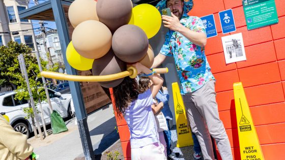 San Francisco Celebrates Its New Public Toilet – MASHAHER