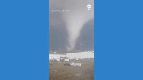 WATCH: Tornadoes rip through Nebraska – MASHAHER