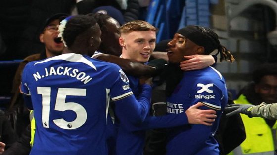 Football: Soccer-Palmer hits four as Chelsea thrash Everton 6-0 – MASHAHER