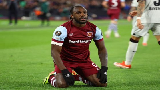 Football: Soccer-West Ham’s Antonio hits out at officials after Europa exit – MASHAHER