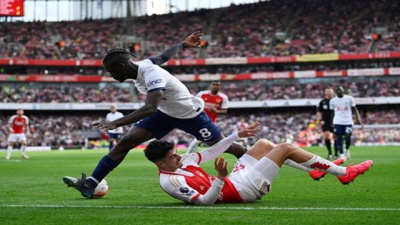 Football: Soccer-Arsenal enter enemy’s den as title race reaches boiling point – MASHAHER