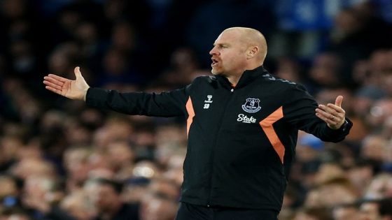 Football: Soccer-Green Day’s Armstrong returns Everton love – MASHAHER