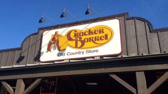 A Columbia Cracker Barrel restaurant in this busy retail area has permanently closed – MASHAHER