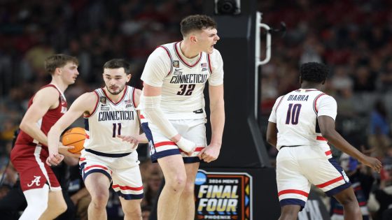 Final Four: UConn pulls away from Alabama late to advance to national title game vs. Purdue – MASHAHER