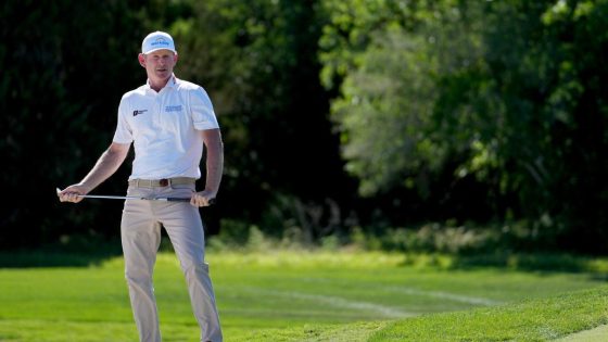 Watch: Fan catches Brandt Snedeker’s ball on the hop at Zurich Classic – MASHAHER