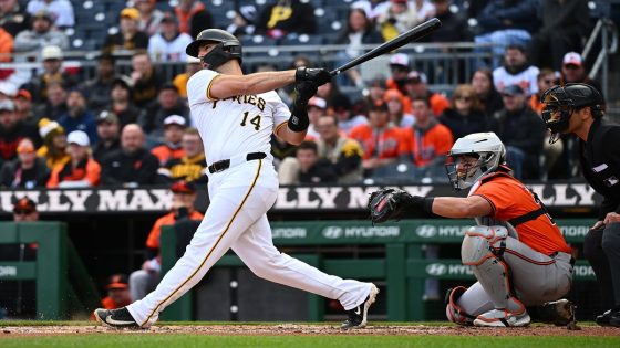 Watch Joey Bart hit homer in first Pirates AB since Giants traded him – MASHAHER