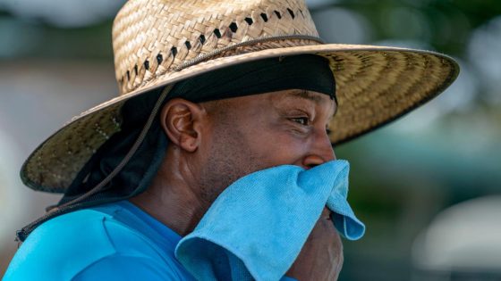 Florida baffles experts by banning local water break rules as deadly heat is on the rise – MASHAHER