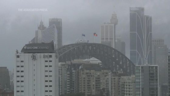 Heavy rain lashes parts of Australia’s southeast triggering flood warnings – MASHAHER