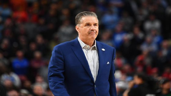 Reports: John Calipari finalizing deal to leave Kentucky to become next Arkansas head coach – MASHAHER