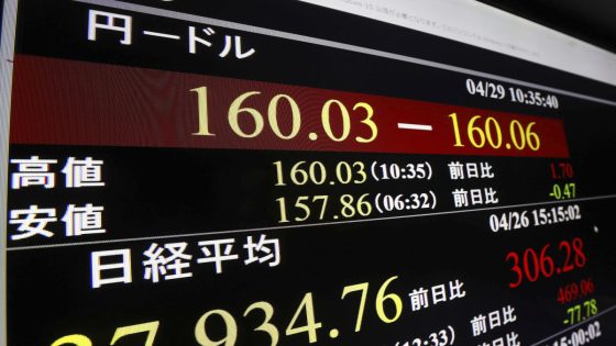 Japan’s currency falls to its weakest since 1990 against the dollar as the yen keeps yelping – MASHAHER