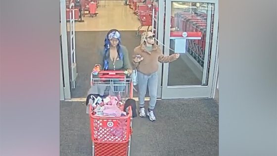 New Jersey Target employee thwarts 3 women stealing shopping cart full of merchandise: police – MASHAHER