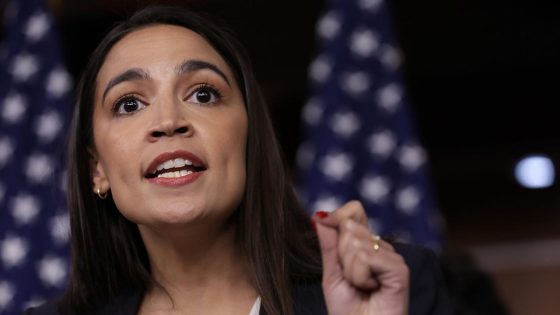 NYPD responds to AOC, says officers ‘have to teach’ anti-Israel mobs the ‘consequences of their actions’ – MASHAHER