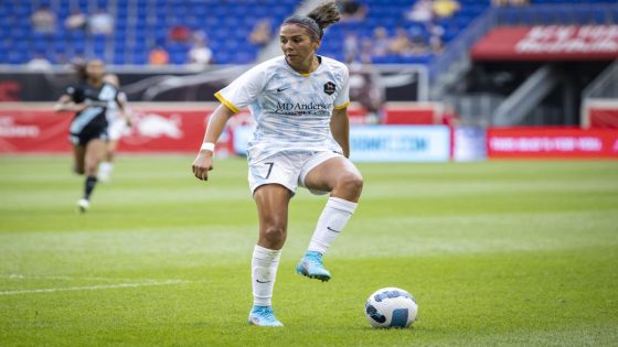 Houston Dash’s María Sánchez reportedly requests trade just months after signing record deal – MASHAHER