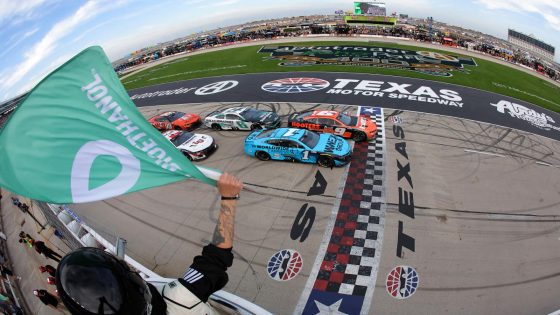 NASCAR: Chase Elliott snaps 42-race winless streak at Texas – MASHAHER