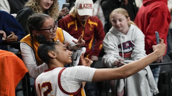 JuJu vs. Paige? No, it’s USC vs. UConn in Elite Eight – MASHAHER